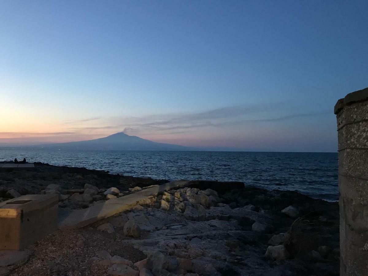 Blue54 - Pozzillo Sul Mare Fra L'Etna E Taormina Villa Eksteriør bilde